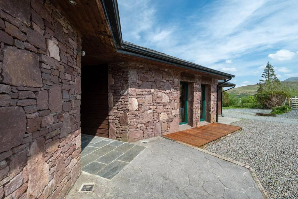 Heather Lodge With Sea And Mountain Views ลีนอน ภายนอก รูปภาพ